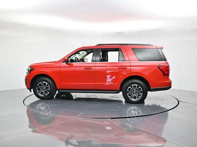 used 2024 Ford Expedition car, priced at $43,595