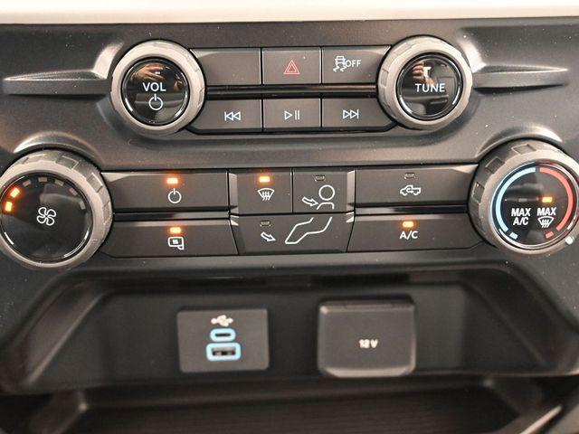new 2025 Ford F-250 car, priced at $58,297