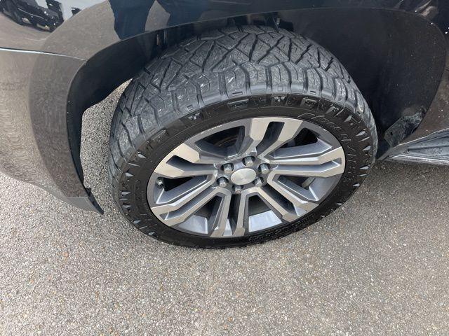 used 2018 GMC Yukon XL car, priced at $22,298