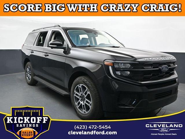 new 2025 Ford Expedition car, priced at $63,197