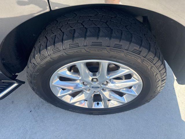 used 2021 Ford Expedition car, priced at $37,391
