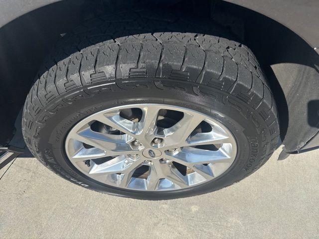 used 2021 Ford Expedition car, priced at $37,391