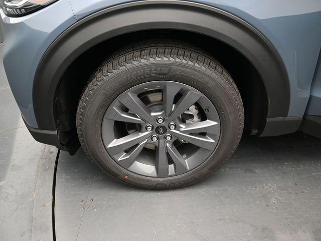 new 2025 Ford Explorer car, priced at $43,897