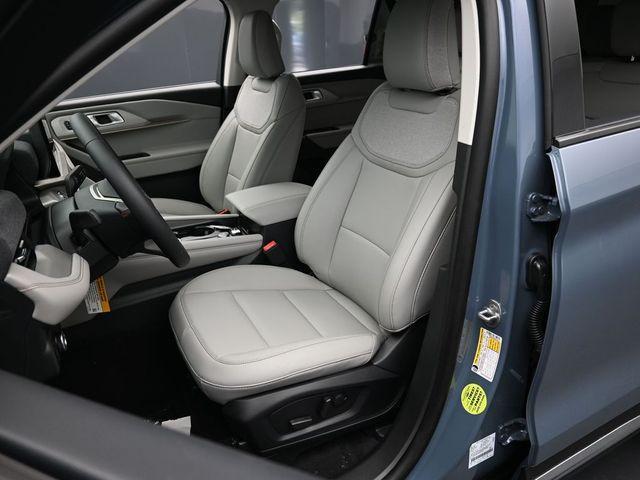 new 2025 Ford Explorer car, priced at $43,897
