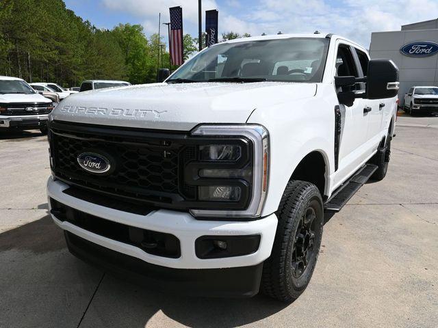 new 2025 Ford F-350 car, priced at $57,097