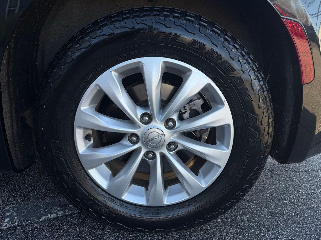 used 2017 Chrysler Pacifica car, priced at $10,495