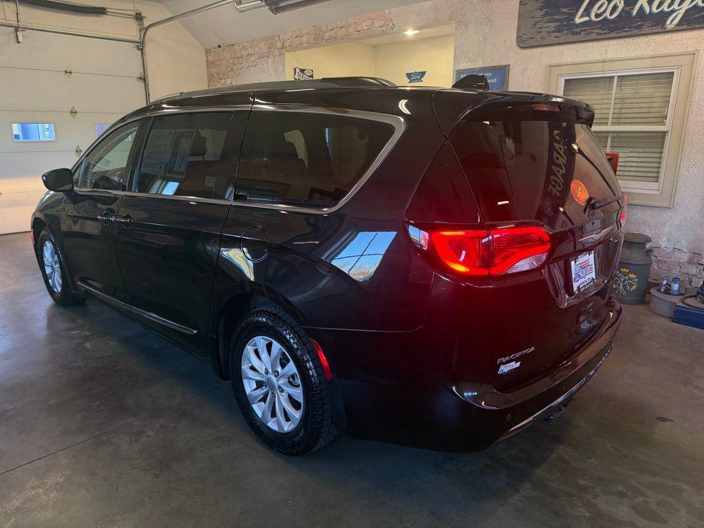 used 2017 Chrysler Pacifica car, priced at $10,495
