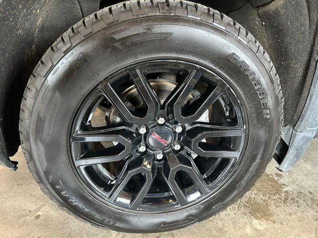 used 2021 GMC Sierra 1500 car, priced at $39,399