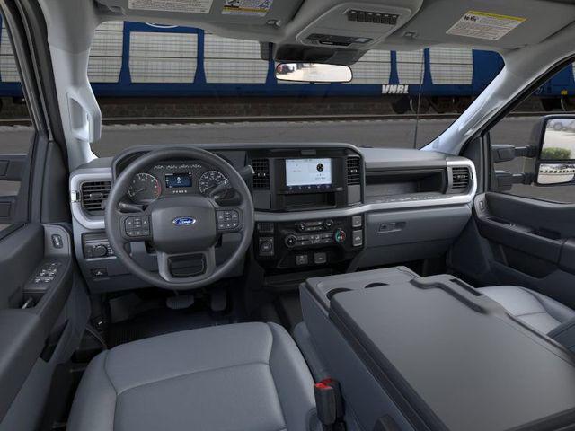 new 2025 Ford F-250 car, priced at $53,550