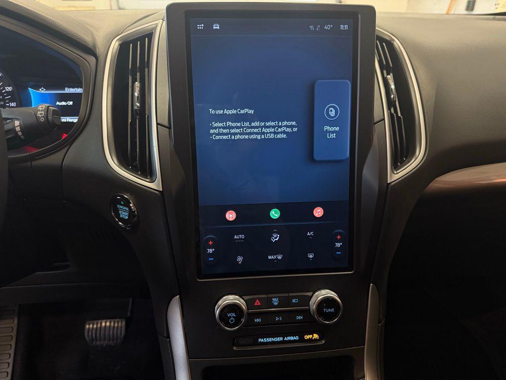 used 2024 Ford Edge car, priced at $32,000