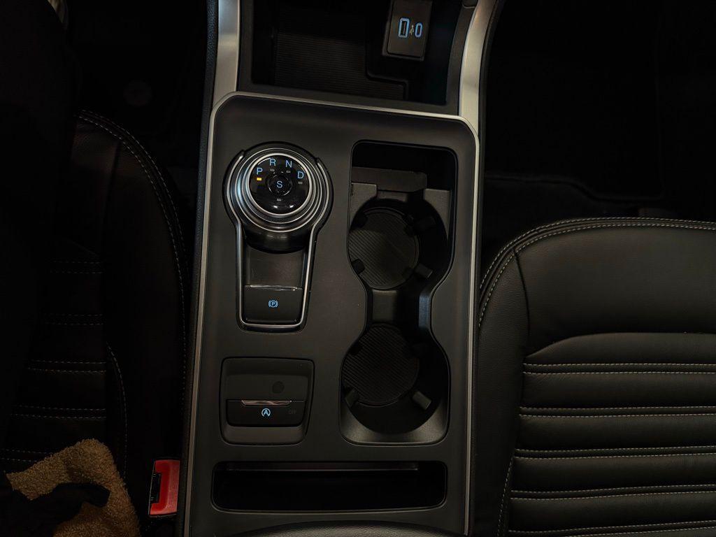 used 2024 Ford Edge car, priced at $32,000