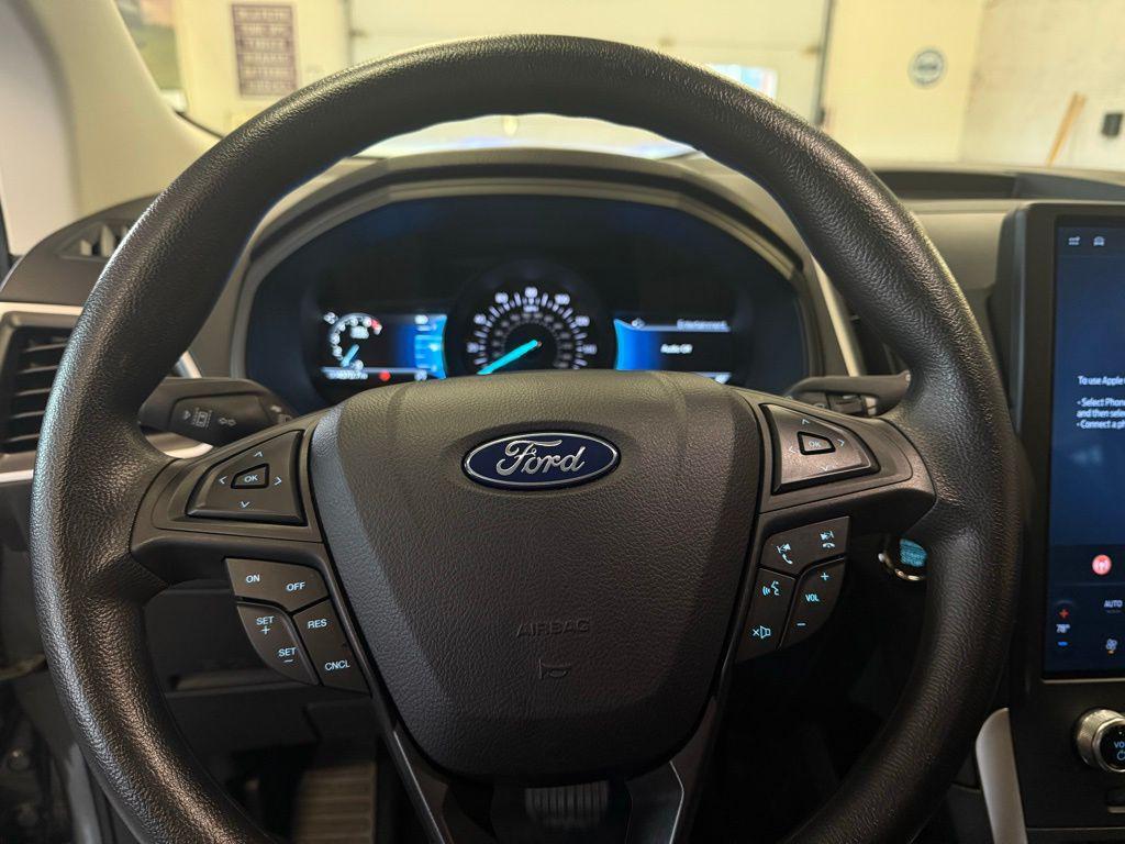 used 2024 Ford Edge car, priced at $32,000