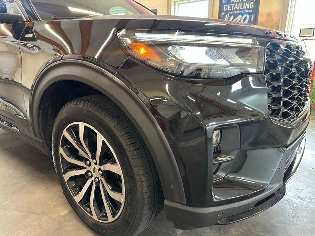 used 2025 Ford Explorer car, priced at $43,250