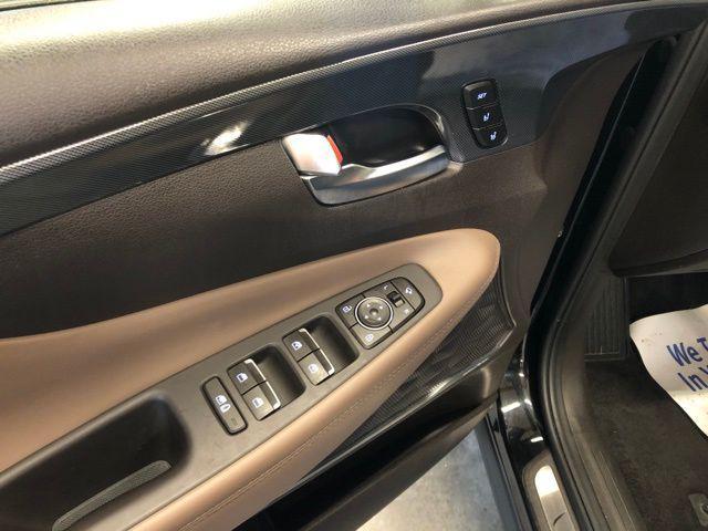 used 2023 Hyundai Santa Fe car, priced at $30,500