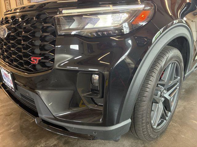 used 2025 Ford Explorer car, priced at $51,600