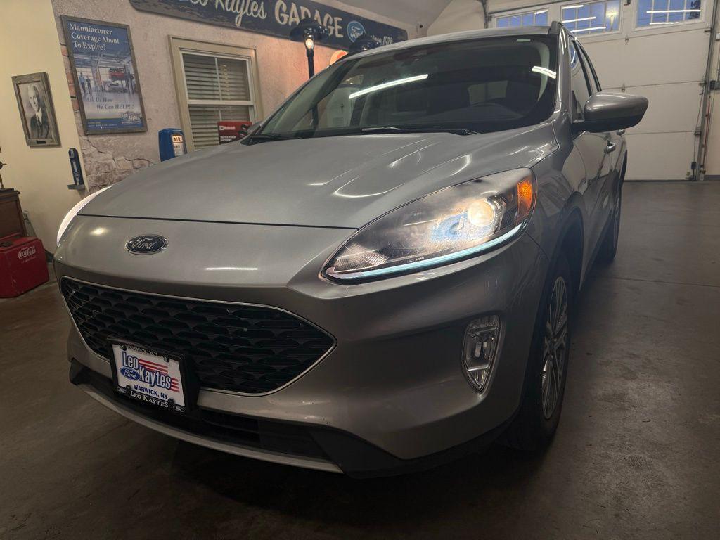 used 2022 Ford Escape car, priced at $23,300