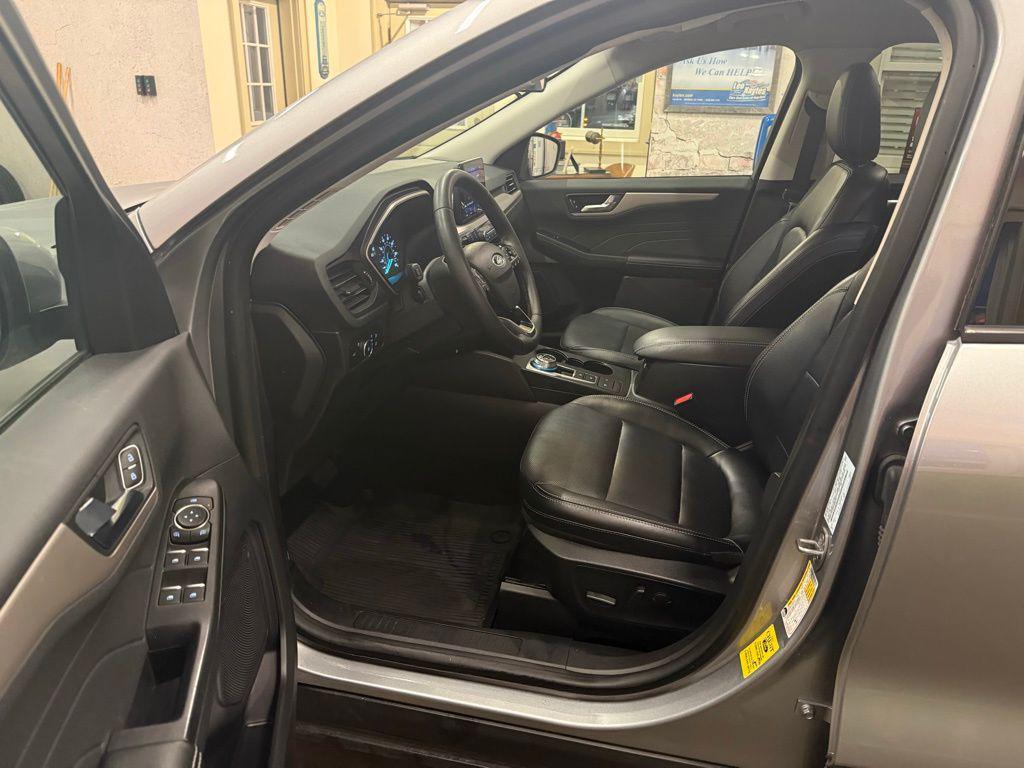 used 2022 Ford Escape car, priced at $23,300
