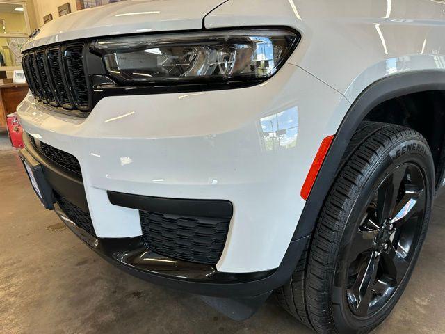 used 2022 Jeep Grand Cherokee L car, priced at $24,592