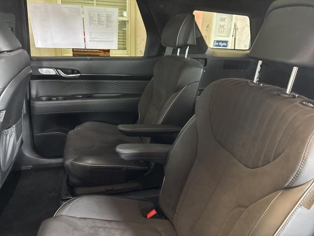 used 2024 Hyundai Palisade car, priced at $42,716