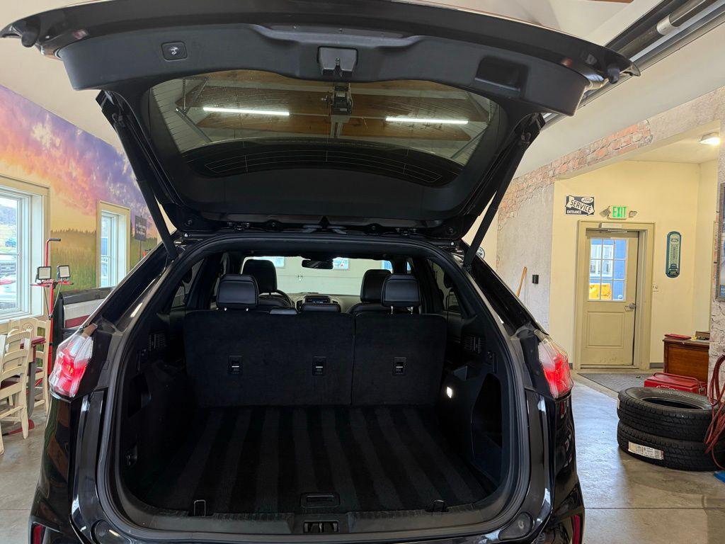 used 2024 Ford Edge car, priced at $33,325