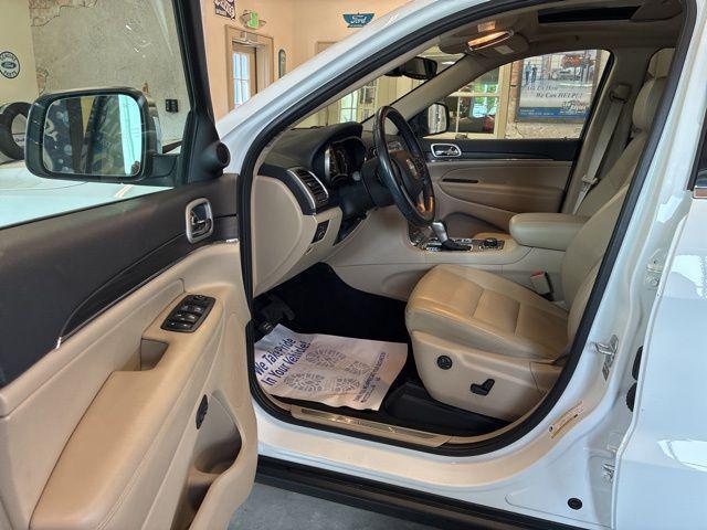 used 2021 Jeep Grand Cherokee car, priced at $30,100
