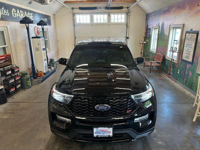 used 2022 Ford Explorer car, priced at $39,300