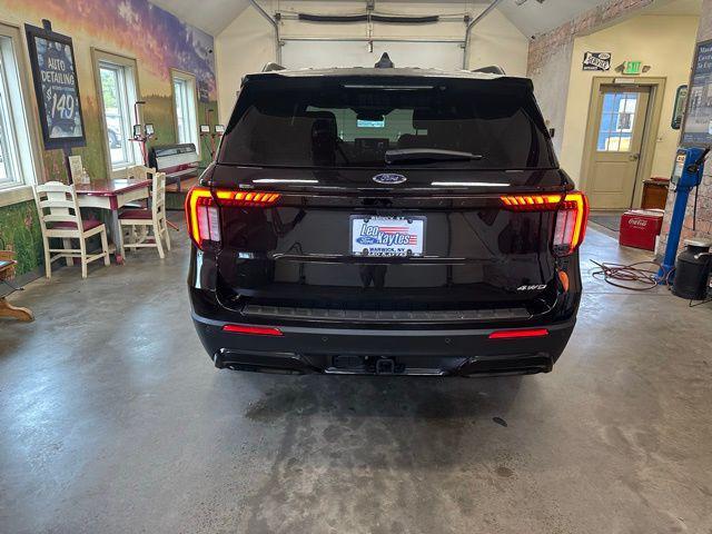 used 2025 Ford Explorer car, priced at $43,500
