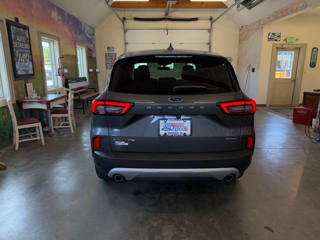 used 2024 Ford Escape car, priced at $19,900