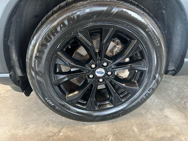 used 2022 Ford Explorer car, priced at $27,892