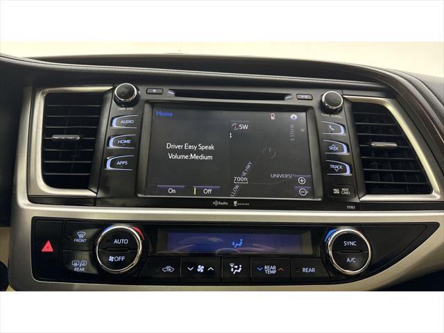 used 2015 Toyota Highlander car, priced at $17,995