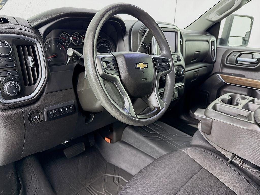 used 2021 Chevrolet Silverado 2500 car, priced at $37,995