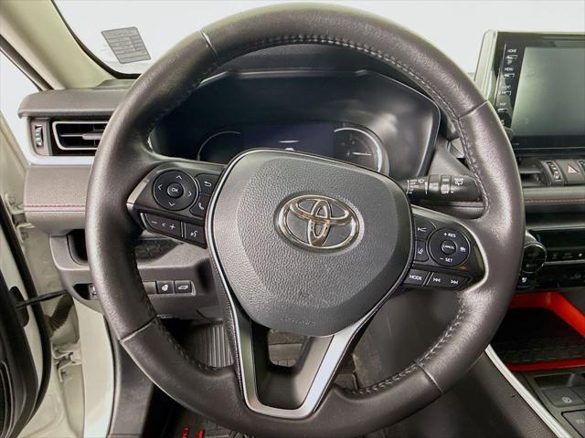 used 2020 Toyota RAV4 car, priced at $31,995