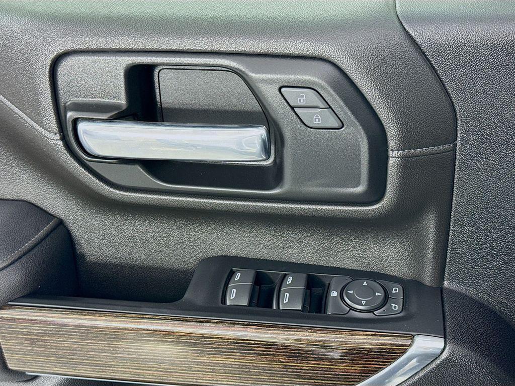 used 2023 GMC Sierra 2500 car, priced at $45,495