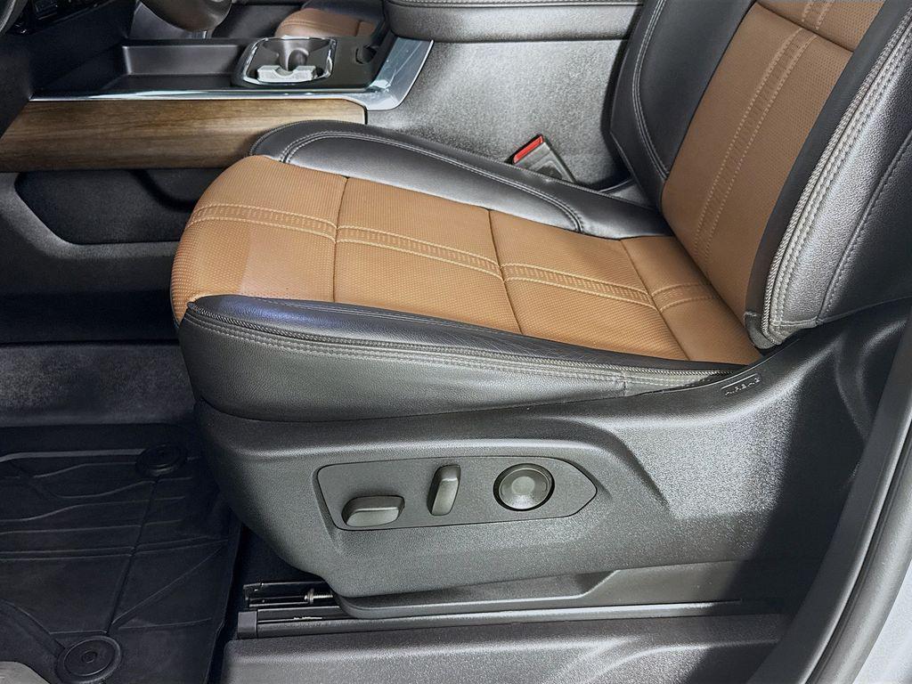 used 2025 Chevrolet Silverado 3500 car, priced at $79,495