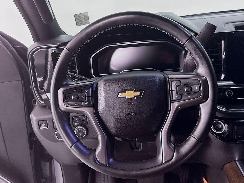 used 2025 Chevrolet Silverado 3500 car, priced at $79,495