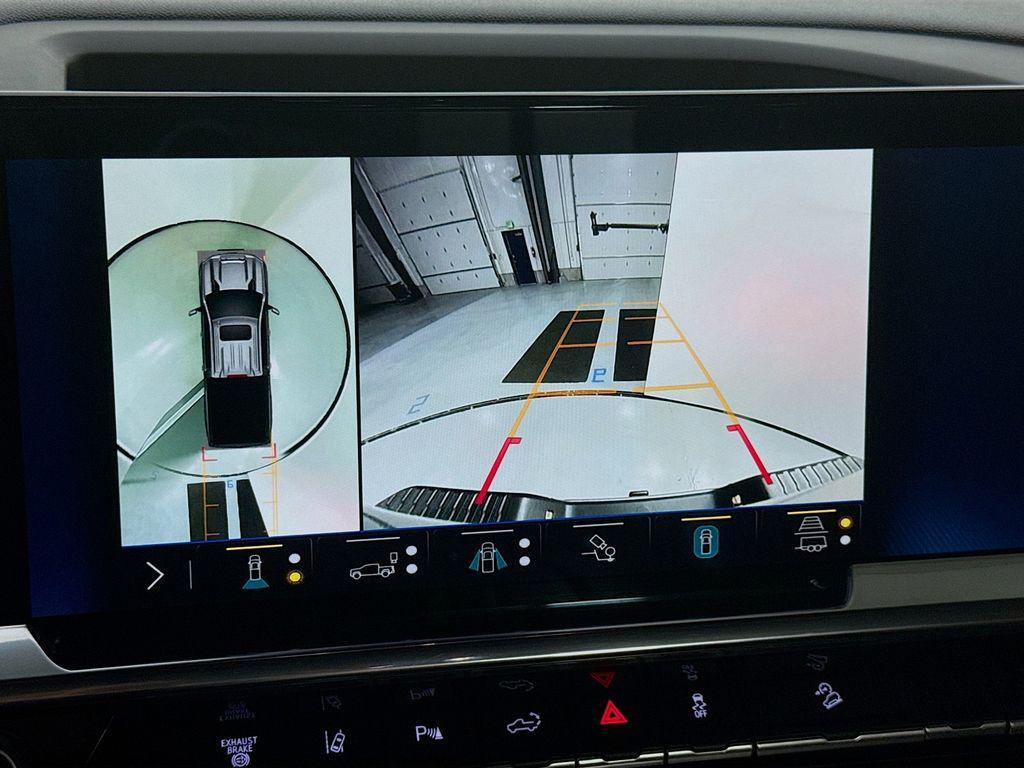 used 2025 Chevrolet Silverado 3500 car, priced at $79,495