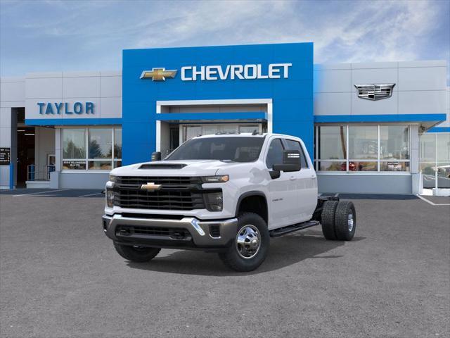 new 2025 Chevrolet Silverado 3500 car, priced at $57,388