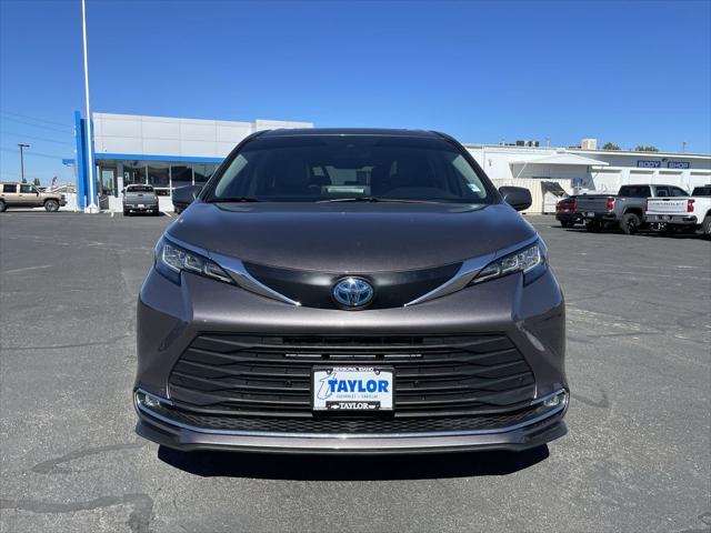 used 2022 Toyota Sienna car, priced at $38,995