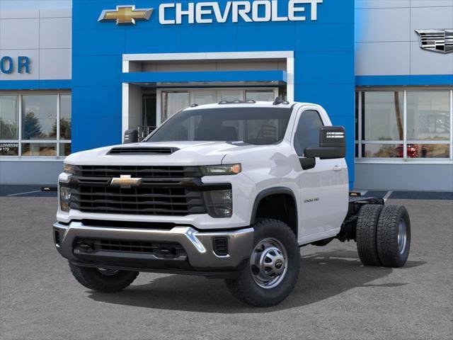 new 2025 Chevrolet Silverado 3500 car, priced at $62,423