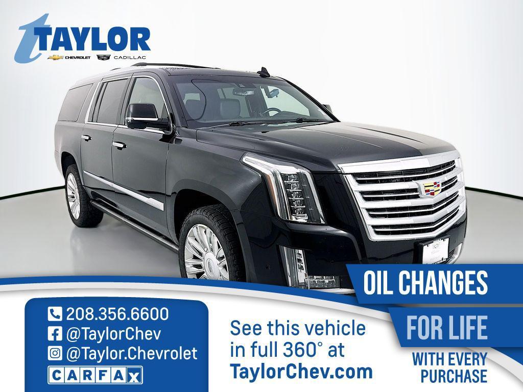 used 2020 Cadillac Escalade ESV car, priced at $30,995