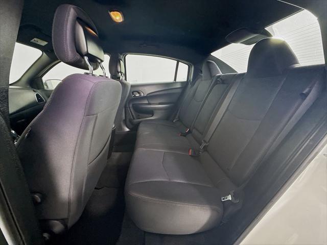 used 2014 Chrysler 200 car
