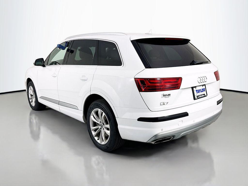 used 2019 Audi Q7 car, priced at $16,995