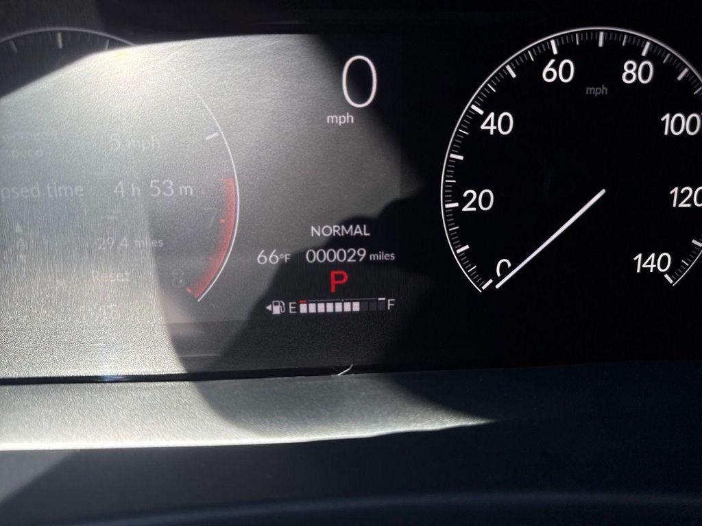 used 2025 Honda Pilot car, priced at $42,995