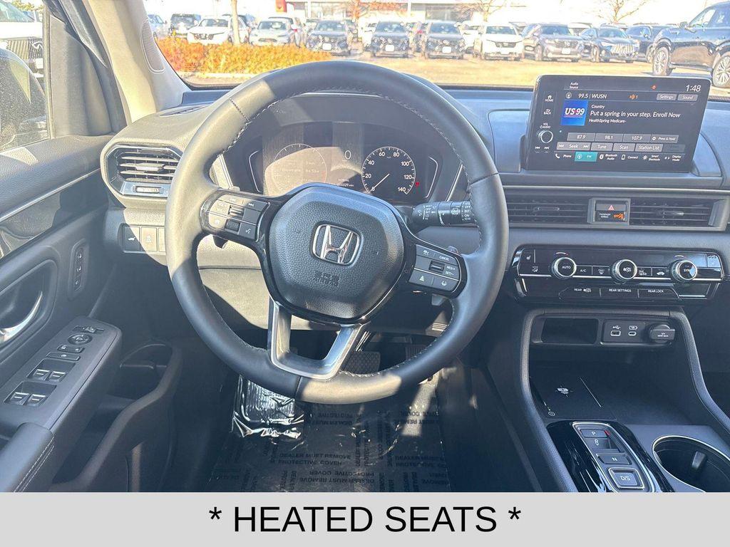 used 2025 Honda Pilot car, priced at $42,995
