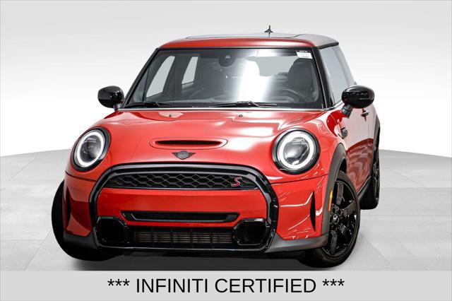 used 2024 MINI Hardtop car, priced at $27,995