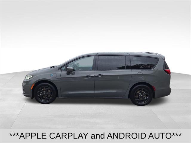 used 2022 Chrysler Pacifica Hybrid car, priced at $25,495