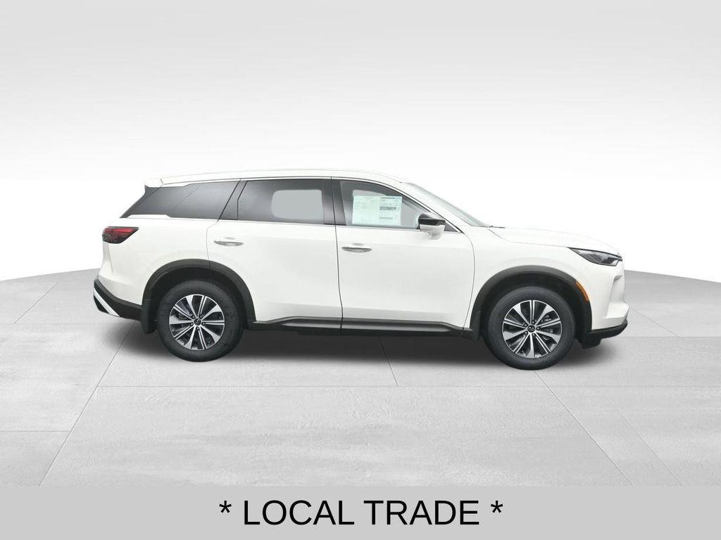 used 2025 INFINITI QX60 car, priced at $39,995