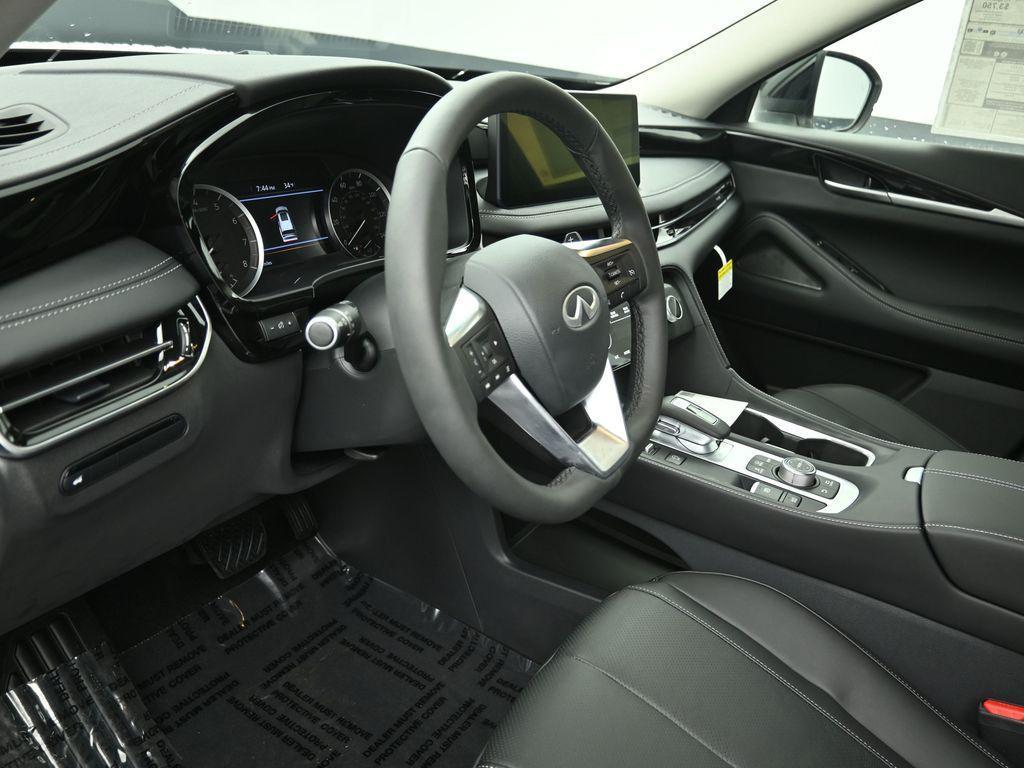 used 2025 INFINITI QX60 car, priced at $39,995