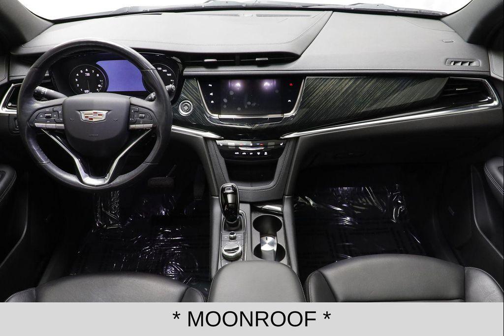 used 2020 Cadillac XT6 car, priced at $23,995