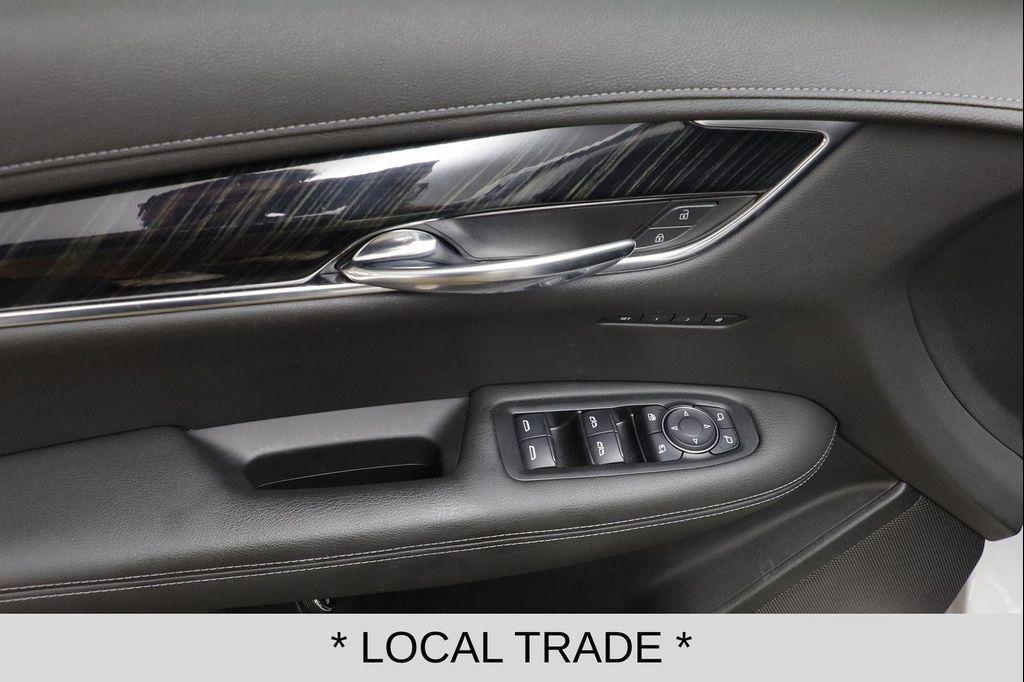 used 2020 Cadillac XT6 car, priced at $23,995